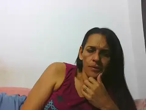 Snapshot of latinbrunettet chatting on January 22, 2025, 12:38 pm latinbrunettet online show from January 22, 2025, 12:38 pm