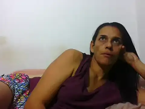 Snapshot of latinbrunettet chatting on January 9, 2025, 1:02 pm latinbrunettet online show from January 9, 2025, 1:02 pm