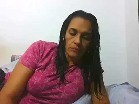 Snapshot of latinbrunettet chatting on February 8, 2025, 1:33 pm latinbrunettet online show from February 8, 2025, 1:33 pm