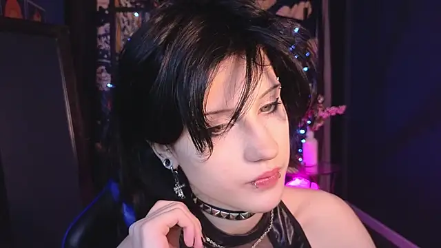 Snapshot of dark_vamp_ chatting on February 9, 2025, 10:00 pm dark vamp online show from February 9, 2025, 10:00 pm