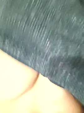 Snapshot of PeaCoooock chatting on November 10, 2025, 5:29 pm PeaCoooock online show from November 10, 2025, 5:29 pm