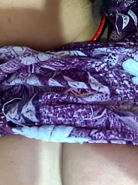 Snapshot of PeaCoooock chatting on November 16, 2025, 6:12 pm PeaCoooock online show from November 16, 2025, 6:12 pm