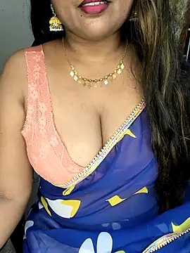 honey-sexy online show from October 30, 2025, 4:59 pm