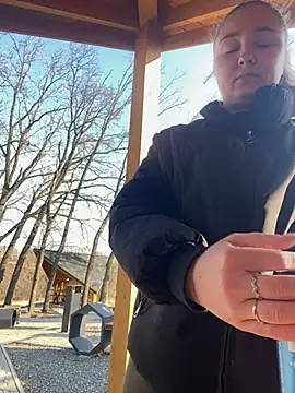 Snapshot of Joannakiss chatting on February 27, 2025, 1:07 pm Joannakiss online show from February 27, 2025, 1:07 pm