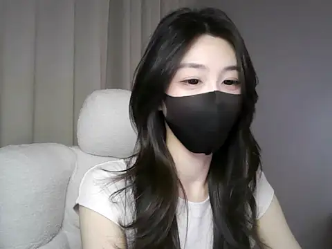 Snapshot of xiaxia-baby_ chatting on November 26, 2025, 7:47 pm xiaxia-baby online show from November 26, 2025, 7:47 pm