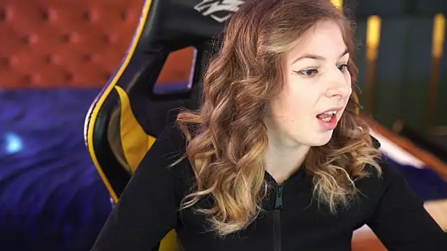 Snapshot of Inessa_Song chatting on March 9, 2025, 1:04 pm Inessa Song online show from March 9, 2025, 1:04 pm