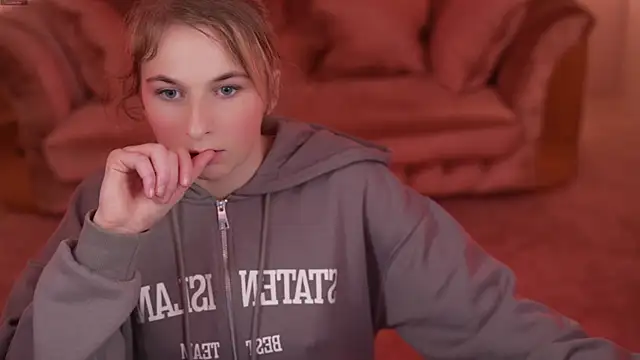 Snapshot of Inessa_Song chatting on February 28, 2025, 10:28 pm Inessa Song online show from February 28, 2025, 10:28 pm