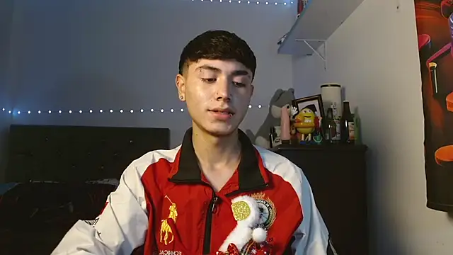 Snapshot of Im_juanda chatting on December 13, 2024, 5:32 pm Im juanda online show from December 13, 2024, 5:32 pm