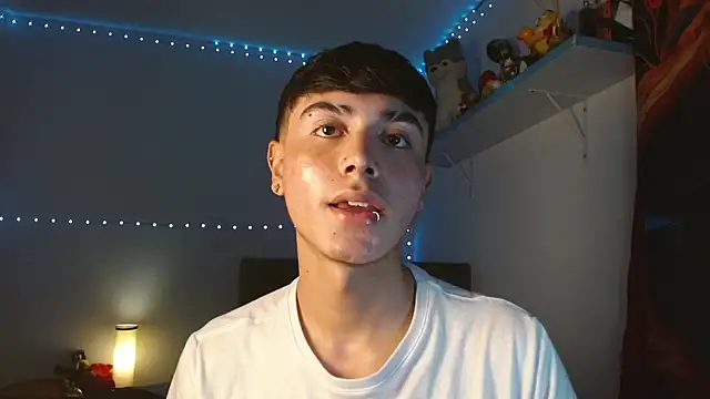 Snapshot of Im_juanda chatting on January 21, 2025, 10:41 pm Im juanda online show from January 21, 2025, 10:41 pm