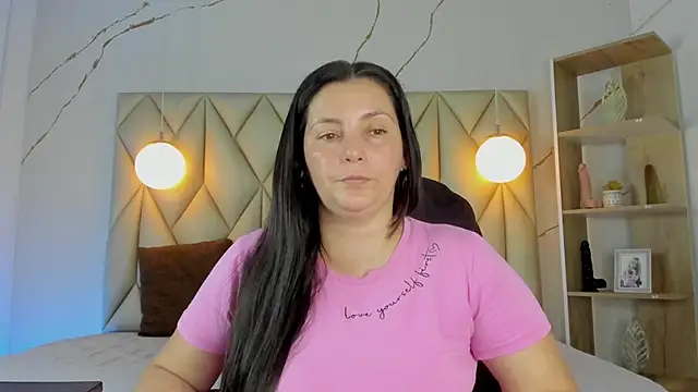 angelswets online show from January 15, 2026, 2:09 pm