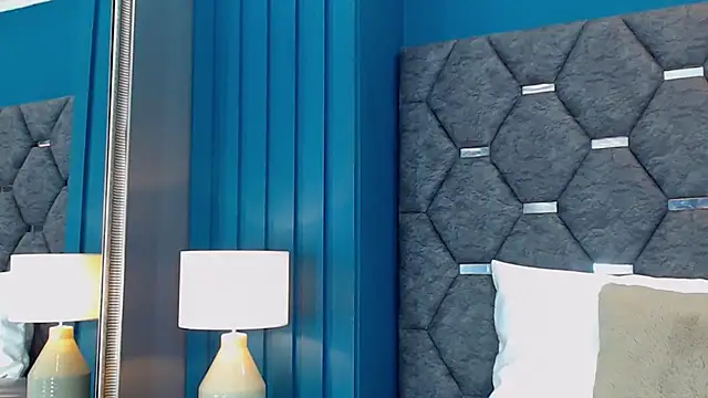 VanessaGlenn online show from January 15, 2026, 7:28 pm