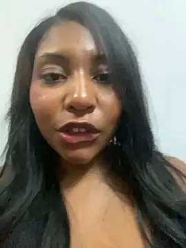 Snapshot of VanessaGlenn chatting on March 4, 2025, 4:17 am VanessaGlenn online show from March 4, 2025, 4:17 am