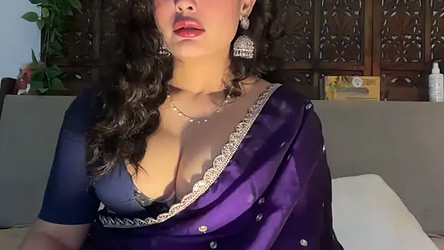 Snapshot of GoddessAnna chatting on May 10, 2026, 3:47 pm GoddessAnna online show from May 10, 2026, 3:47 pm