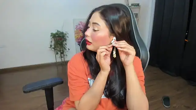 Snapshot of GoddessAnna chatting on March 16, 2025, 6:01 pm GoddessAnna online show from March 16, 2025, 6:01 pm