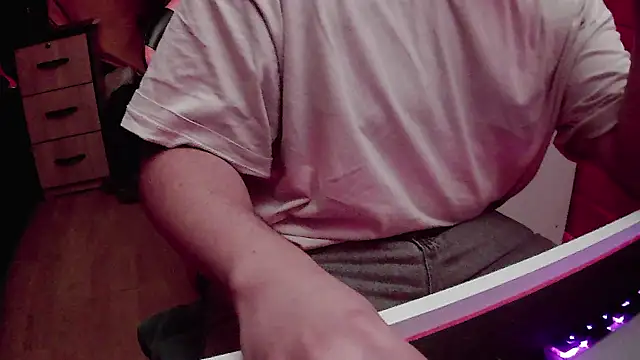 Snapshot of pisceslost chatting on December 15, 2025, 12:00 pm pisceslost online show from December 15, 2025, 12:00 pm