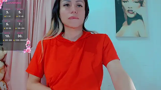 Snapshot of bimbocurvysex chatting on February 14, 2026, 4:02 am bimbocurvysex online show from February 14, 2026, 4:02 am