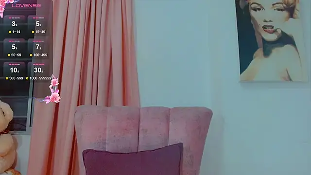 Snapshot of bimbocurvysex chatting on February 21, 2026, 12:23 am bimbocurvysex online show from February 21, 2026, 12:23 am