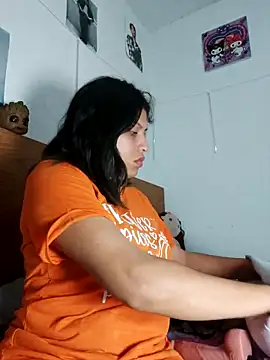 azulzulix online show from April 5, 2026, 1:56 am