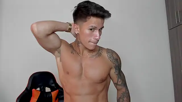 Snapshot of pettergrey1 chatting on February 10, 2026, 9:14 pm pettergrey1 online show from February 10, 2026, 9:14 pm