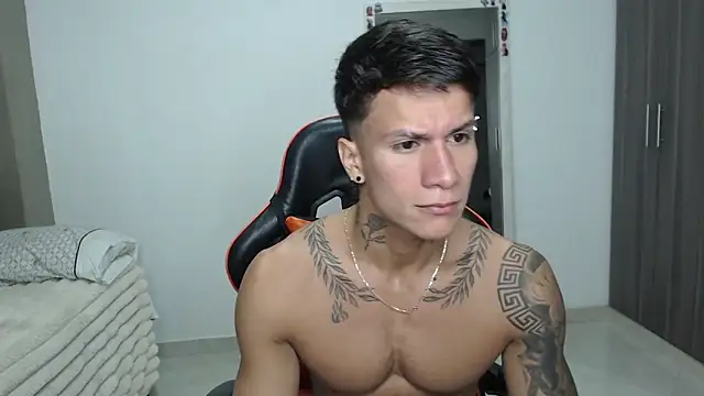 Snapshot of pettergrey1 chatting on February 18, 2026, 11:17 am pettergrey1 online show from February 18, 2026, 11:17 am