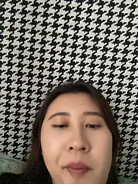 Snapshot of Liliya-77 chatting on June 16, 2026, 6:13 am Liliya-77 online show from June 16, 2026, 6:13 am