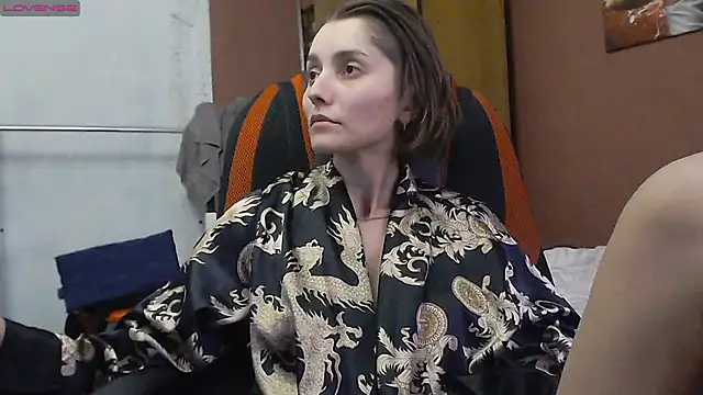 Snapshot of womanstrong78 chatting on March 17, 2025, 12:25 pm womanstrong78 online show from March 17, 2025, 12:25 pm