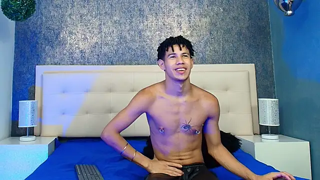 Snapshot of Erick_Zhimerman chatting on September 24, 2025, 2:29 am Erick Zhimerman online show from September 24, 2025, 2:29 am