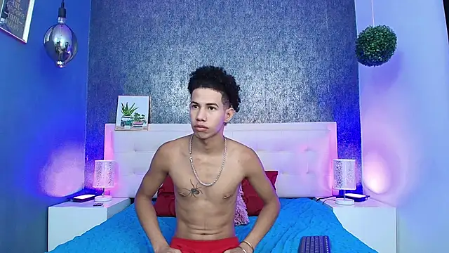 Snapshot of Erick_Zhimerman chatting on March 21, 2025, 7:11 am Erick Zhimerman online show from March 21, 2025, 7:11 am