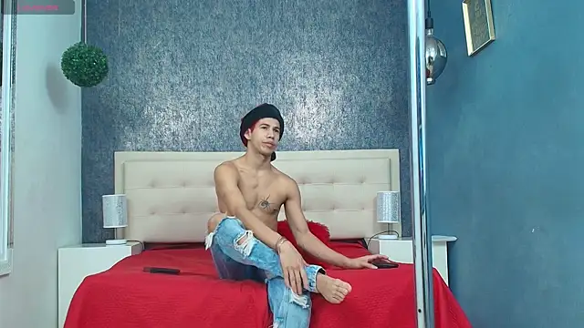 Snapshot of Erick_Zhimerman chatting on December 3, 2025, 4:24 am Erick Zhimerman online show from December 3, 2025, 4:24 am