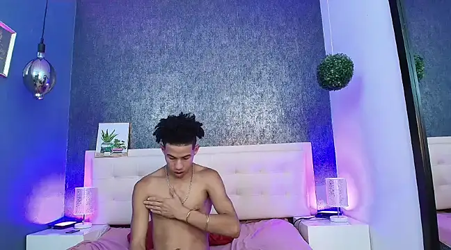 Snapshot of Erick_Zhimerman chatting on March 19, 2025, 6:57 am Erick Zhimerman online show from March 19, 2025, 6:57 am