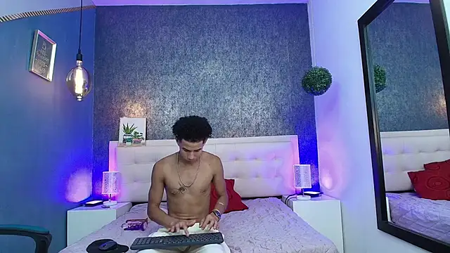 Snapshot of Erick_Zhimerman chatting on March 20, 2025, 6:52 am Erick Zhimerman online show from March 20, 2025, 6:52 am