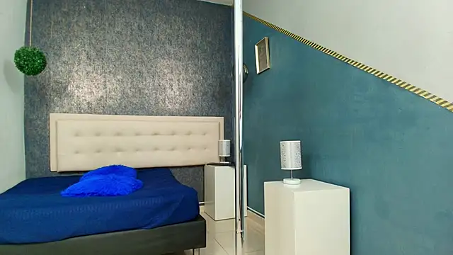 Snapshot of Erick_Zhimerman chatting on October 15, 2025, 3:16 am Erick Zhimerman online show from October 15, 2025, 3:16 am