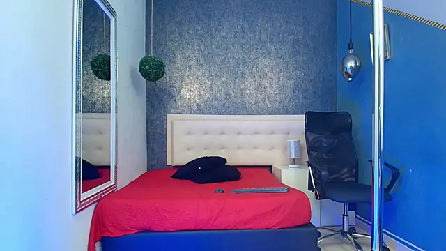 Snapshot of Erick_Zhimerman chatting on October 8, 2025, 3:52 am Erick Zhimerman online show from October 8, 2025, 3:52 am