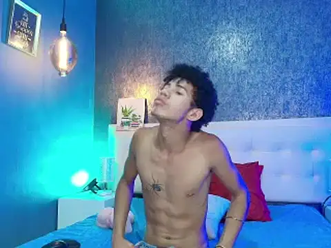 Snapshot of Erick_Zhimerman chatting on March 14, 2025, 6:32 am Erick Zhimerman online show from March 14, 2025, 6:32 am