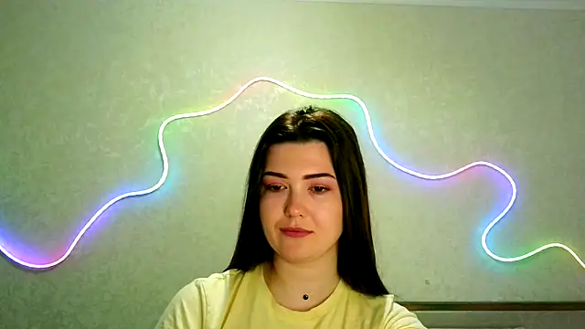SeductiveTati online show from June 4, 2026, 9:52 pm