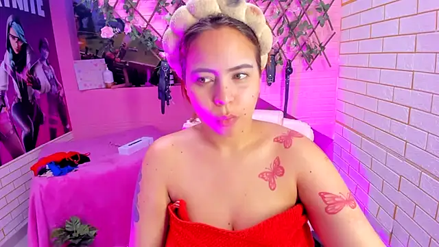 marcellaa303av online show from April 12, 2026, 2:26 am