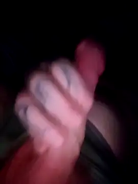 Snapshot of B1GBoyUk chatting on December 18, 2025, 1:44 am B1GBoyUk online show from December 18, 2025, 1:44 am