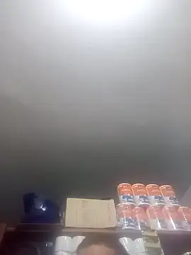 Snapshot of PequeArely chatting on December 17, 2024, 3:17 am PequeArely online show from December 17, 2024, 3:17 am