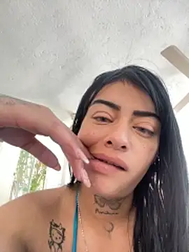 Snapshot of ZairaSofia1 chatting on December 4, 2025, 3:11 pm ZairaSofia1 online show from December 4, 2025, 3:11 pm