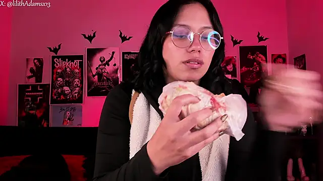 lilith-deveraux online show from March 26, 2026, 3:16 am