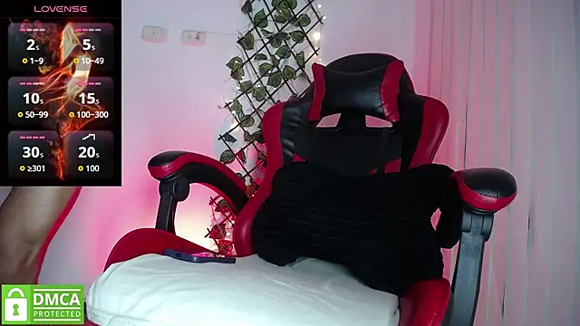 Snapshot of darkviper26 chatting on November 25, 2025, 10:37 am darkviper26 online show from November 25, 2025, 10:37 am