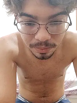 Snapshot of Edwardsky000 chatting on February 24, 2026, 12:55 am Edwardsky000 online show from February 24, 2026, 12:55 am