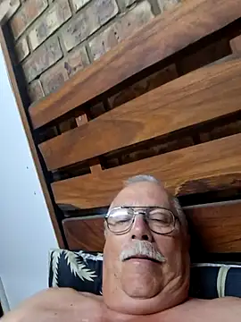 Snapshot of NawtyB1965 chatting on February 11, 2026, 3:17 am NawtyB1965 online show from February 11, 2026, 3:17 am