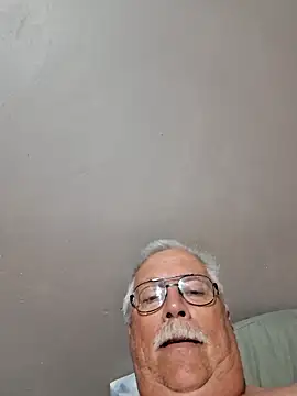 Snapshot of NawtyB1965 chatting on March 1, 2026, 4:23 am NawtyB1965 online show from March 1, 2026, 4:23 am