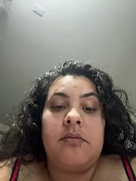 Snapshot of DatBishYouMiss chatting on December 26, 2024, 12:25 am DatBishYouMiss online show from December 26, 2024, 12:25 am