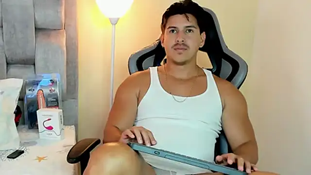 victor vixen online show from April 10, 2026, 10:17 pm