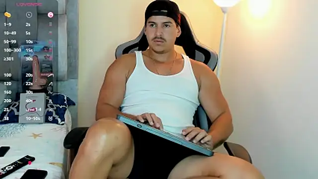 victor vixen online show from March 23, 2026, 8:08 pm