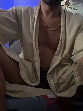 Snapshot of KySir1990 chatting on February 2, 2026, 8:30 pm KySir1990 online show from February 2, 2026, 8:30 pm