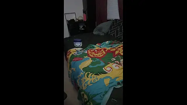 Snapshot of KySir1990 chatting on December 1, 2025, 9:10 am KySir1990 online show from December 1, 2025, 9:10 am