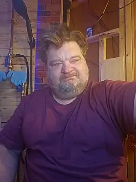 Snapshot of alienbunny chatting on March 11, 2025, 5:02 pm alienbunny online show from March 11, 2025, 5:02 pm